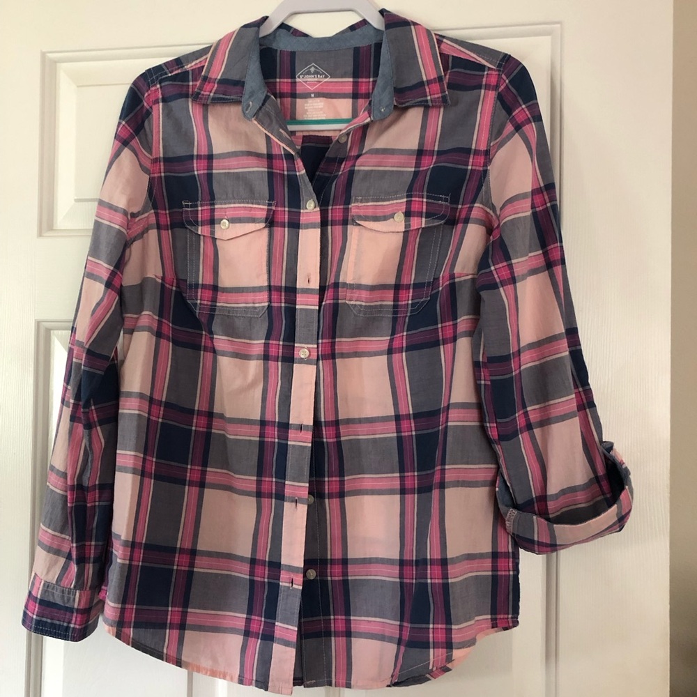 St. John’s Bay Plaid Button Down Shirt Adjustable Sleeves Womens Pockets Medium